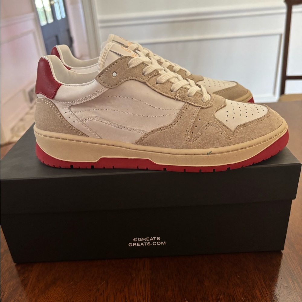 Greats Women’s Tan and Red Sneakers